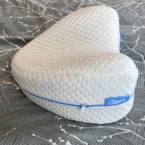 Ergonomic White Knee Pillow for Sleep Support